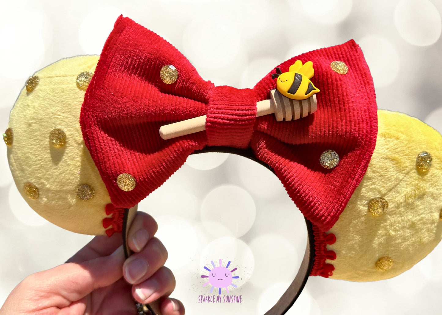 Winnie the Pooh Disney Ears, Classic Pooh Bear Mickey Ears, Velvet Corduroy Cosplay Minnie Ears, Honey Bee, Disneyland Bound, Unique Gifts