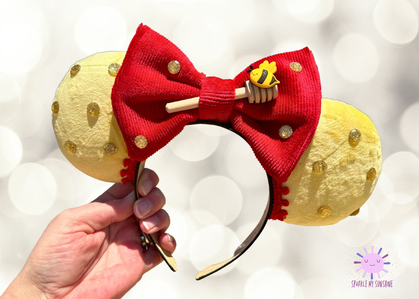 Winnie the Pooh Disney Ears, Classic Pooh Bear Mickey Ears, Velvet Corduroy Cosplay Minnie Ears, Honey Bee, Disneyland Bound, Unique Gifts